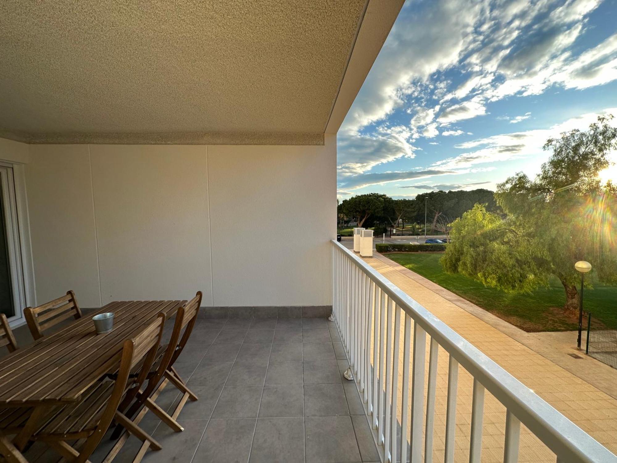 Apartamentos Canet Al Mar. Canet d'En Berenguer Exteriör bild