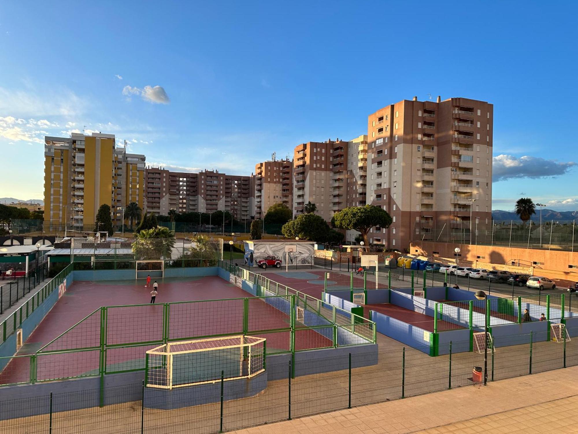 Apartamentos Canet Al Mar. Canet d'En Berenguer Exteriör bild