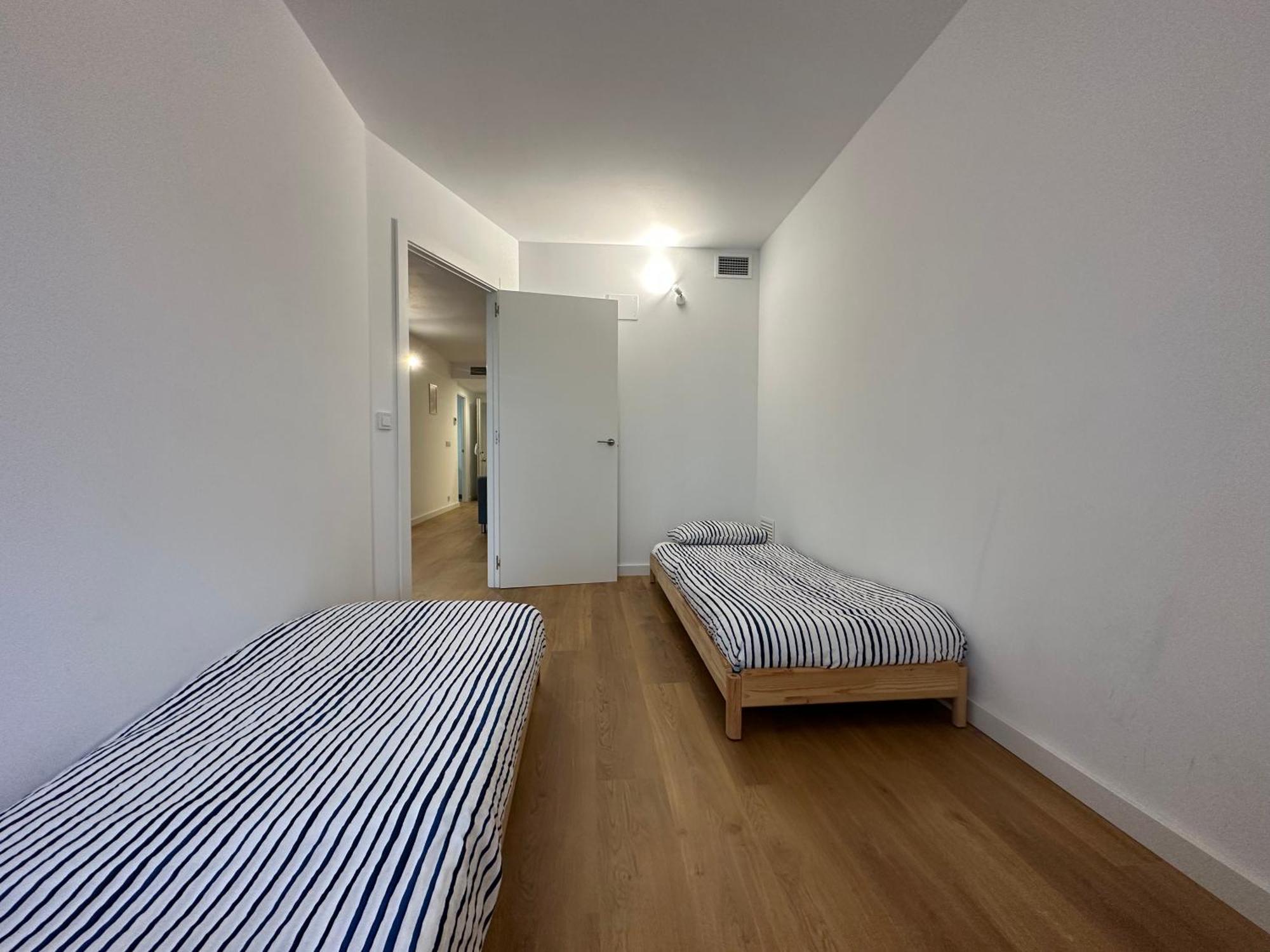 Apartamentos Canet Al Mar. Canet d'En Berenguer Exteriör bild
